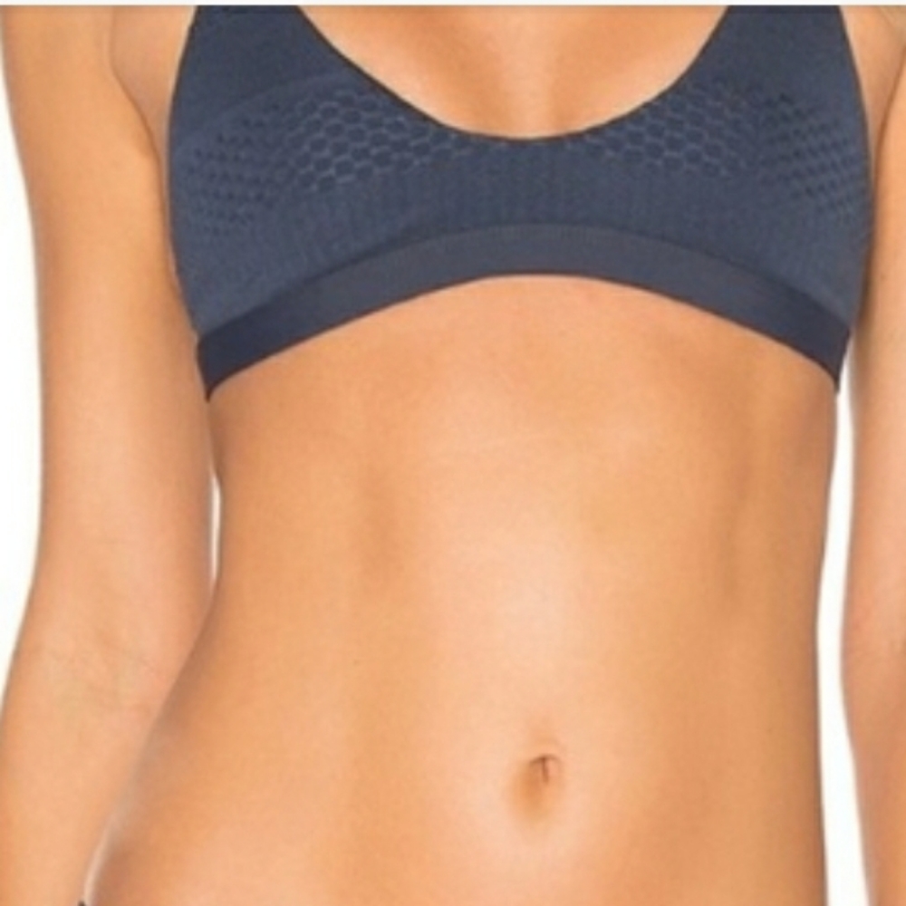 TAVIK Coco Strappy Textured Blue Bikini Top Sz M